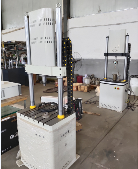 電子式動靜態拉扭復合疲勞試驗機1.png
